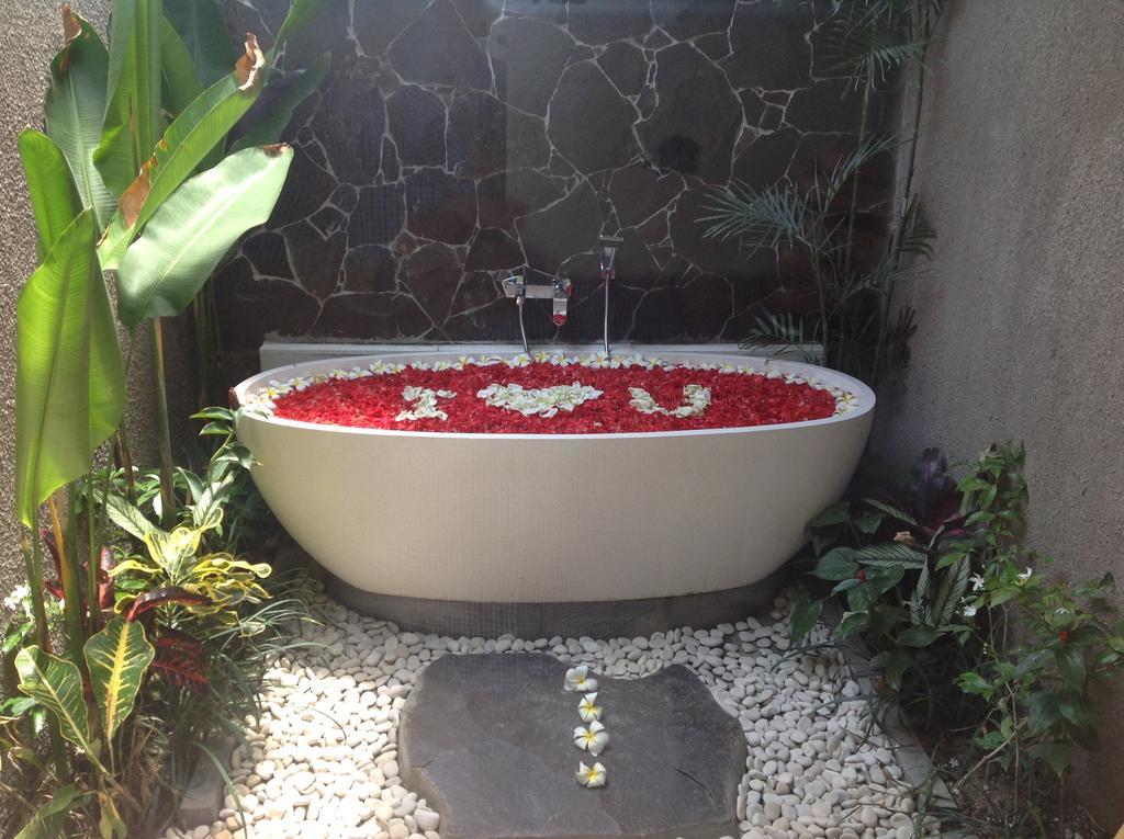 Anusara Luxury Villas (Adults Only) Убуд Стая снимка